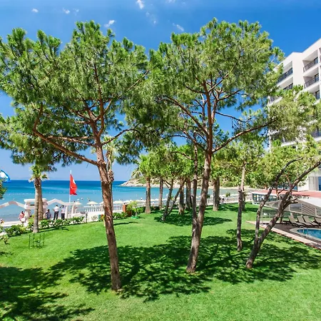 Üdülőközpont Tusan 5*