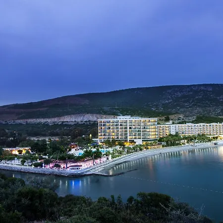 Tusan Θέρετρο Κουσάντασι